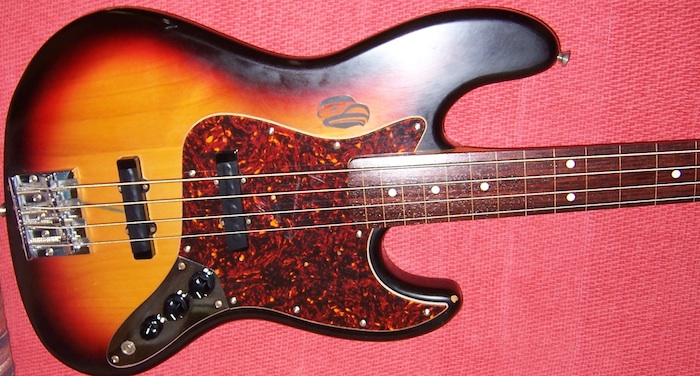 fretless bass guitar photo